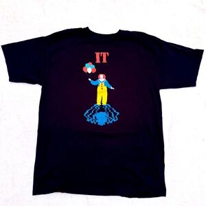 IT (HORROR MOVIE) T SHIRT Sz Lg PENNYWISE CLOWN STEPHEN KING